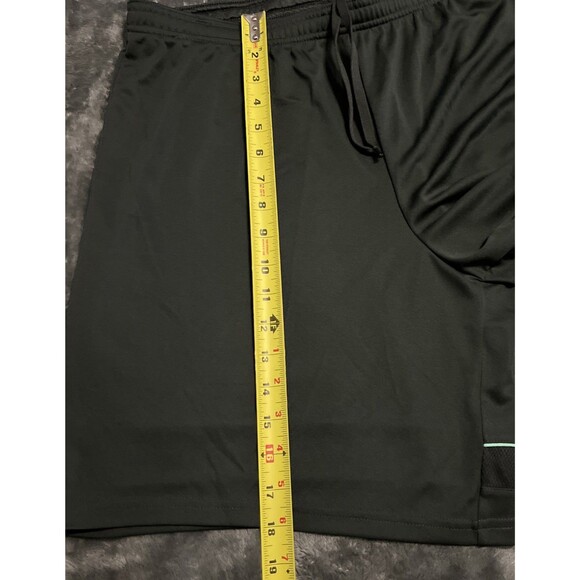 XL Nike Men's Dri-FIT Academy Knit Football Shorts CW6107-070 Grey NWOT - Picture 7 of 8